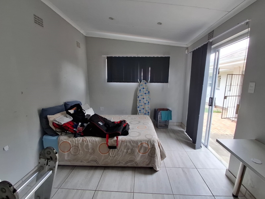 4 Bedroom Property for Sale in Nahoon Valley Park Eastern Cape